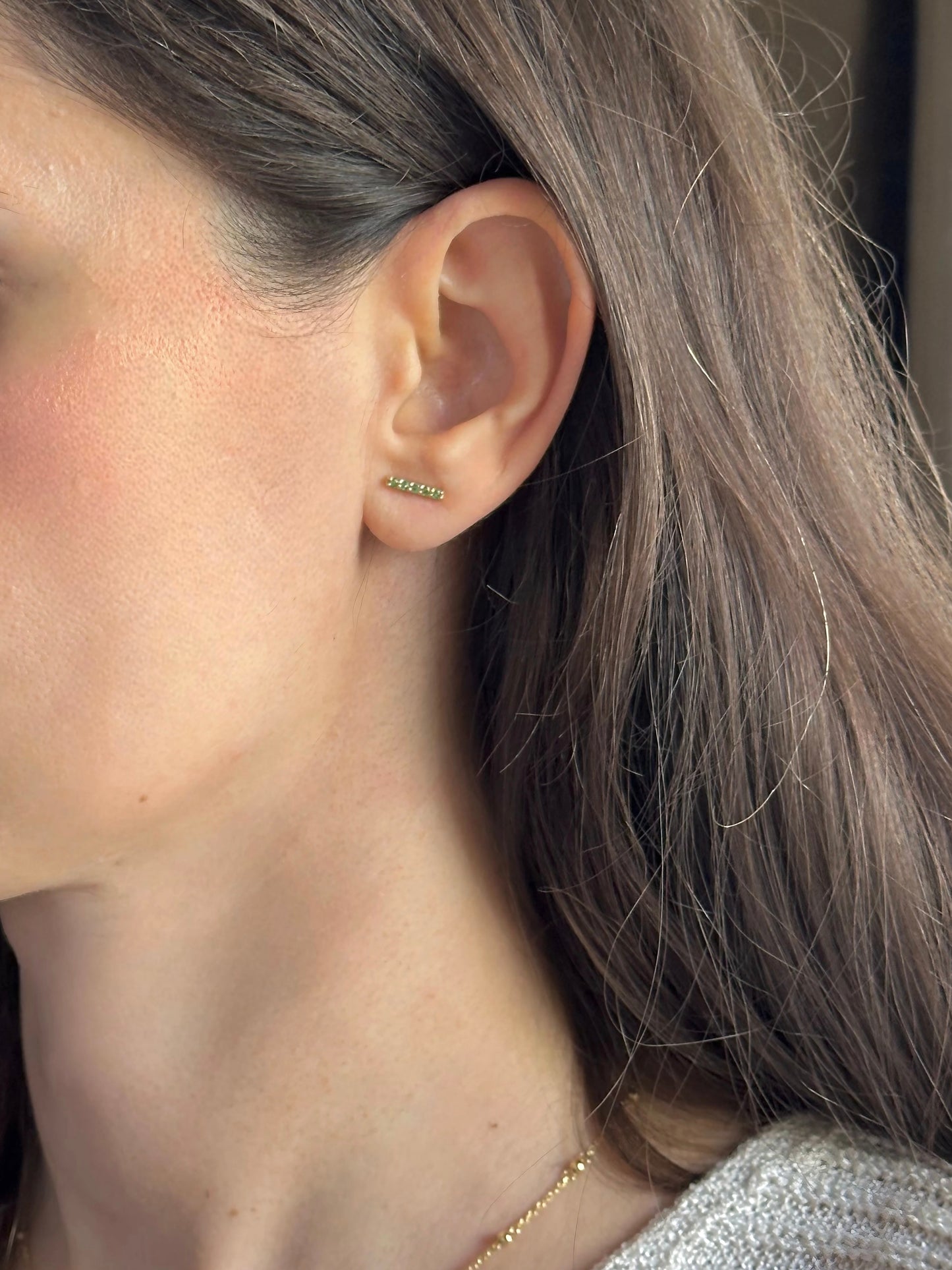 18k Bar Stud Earrings | Tsavorite