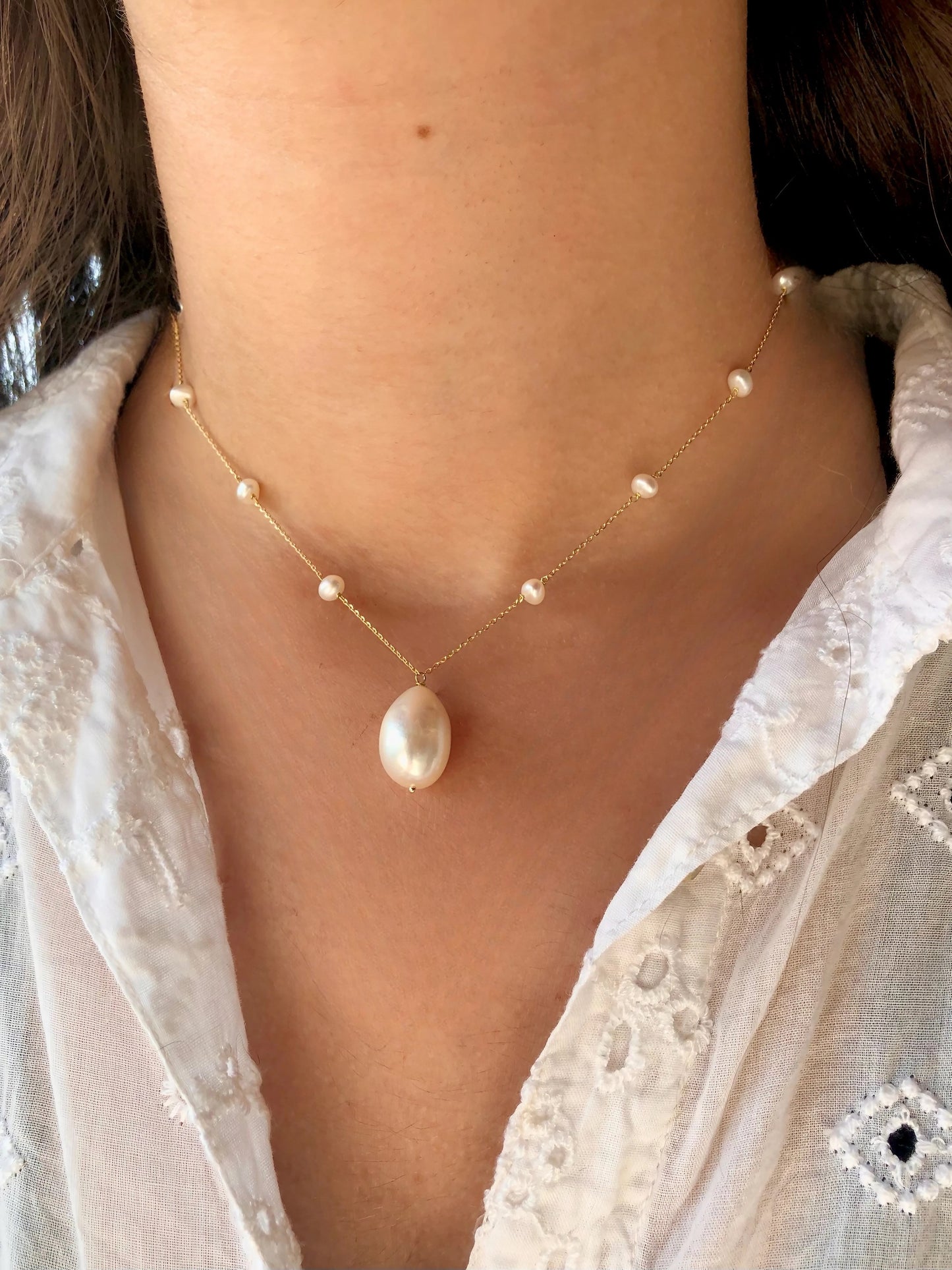 Collar Gold Aura Pearls con cadena de oro y colgante de Perlas Barrocas | Collar de oro macizo de 18 k | Joyería Ella Creaciones