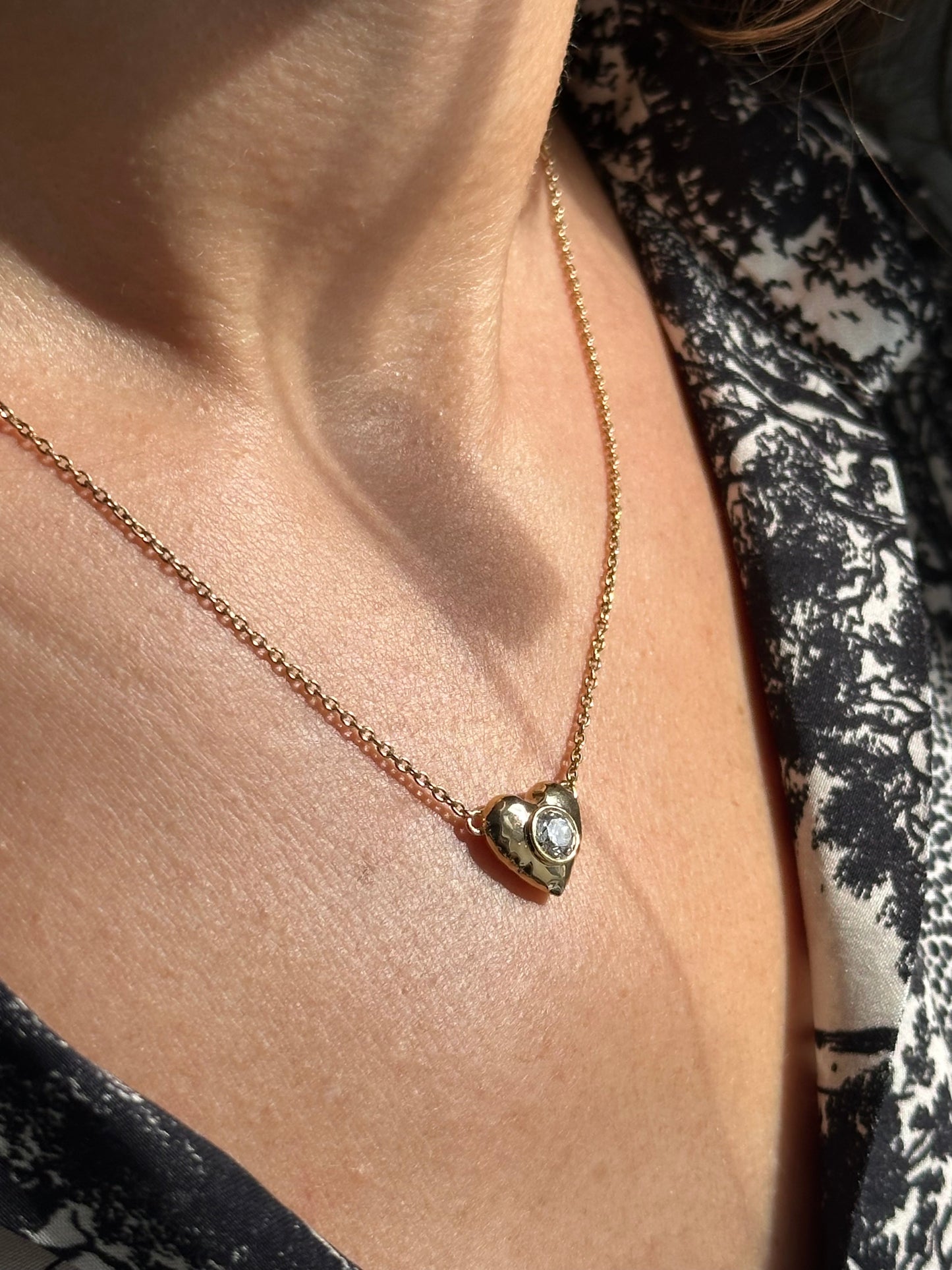 18k Gold Diamond Heart Necklace | 18k Gold Heart Shape Necklace