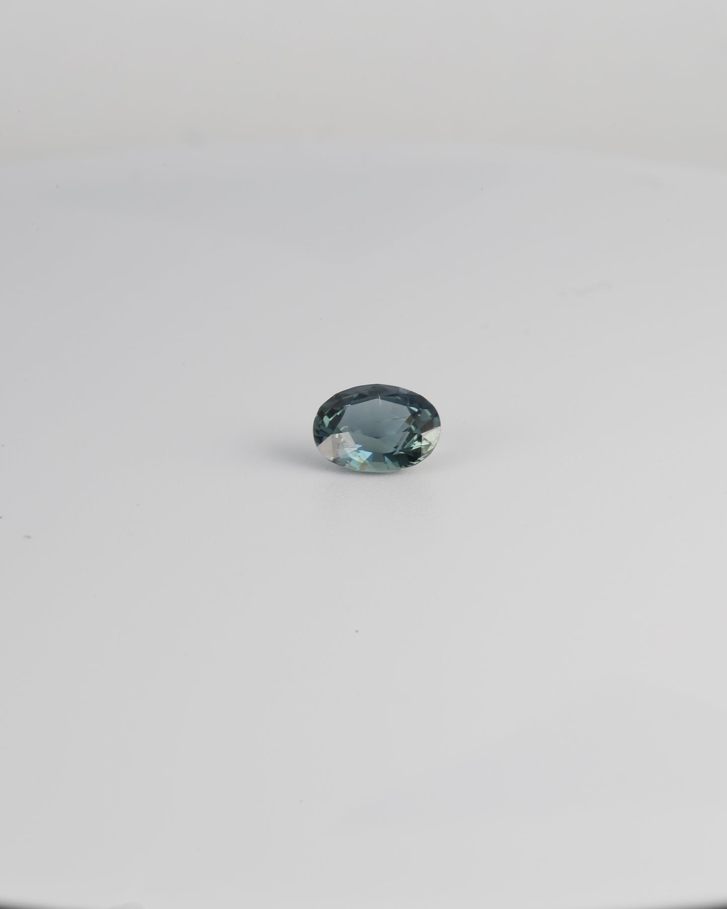 UH teal Sapphire 0.73ct