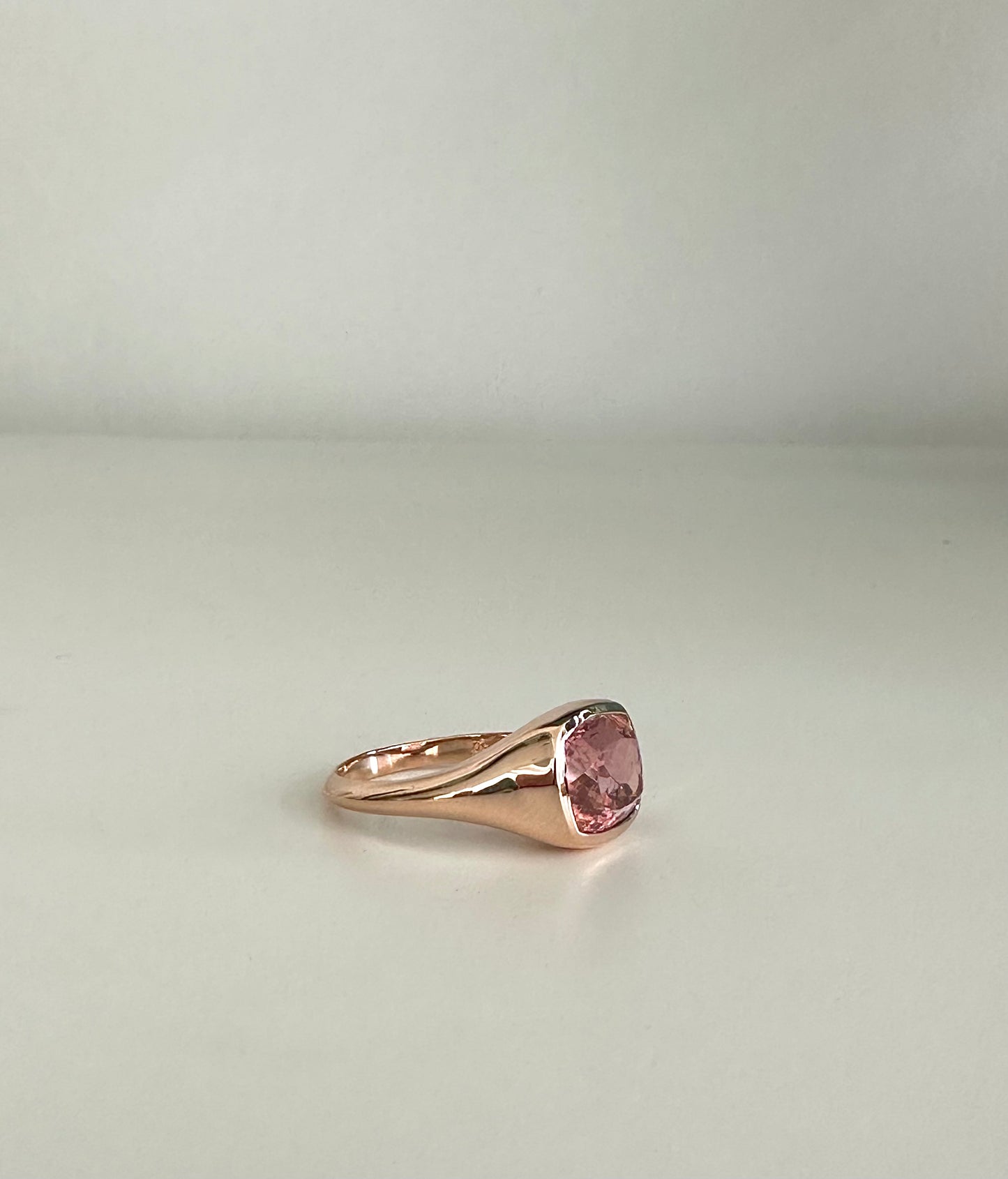 Chunky gemstone Signet ring for women, Pink Tourmaline 18k rose gold statement ring | Ella Creations Jewelry