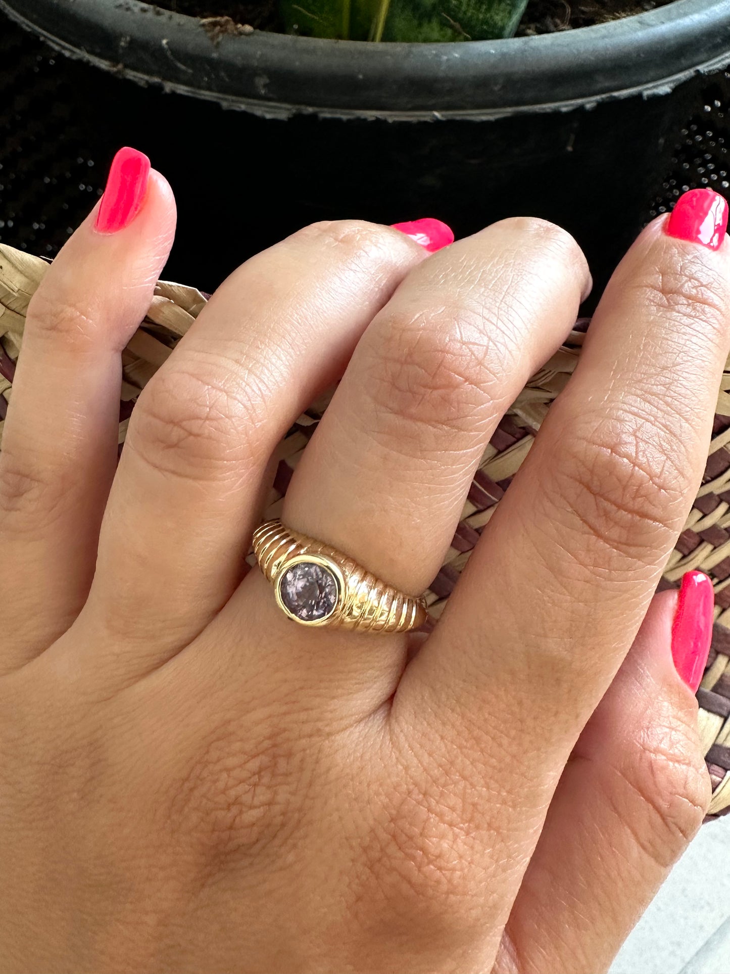 Mina Spinel 18k gold ring | Ella Creations Jewelry