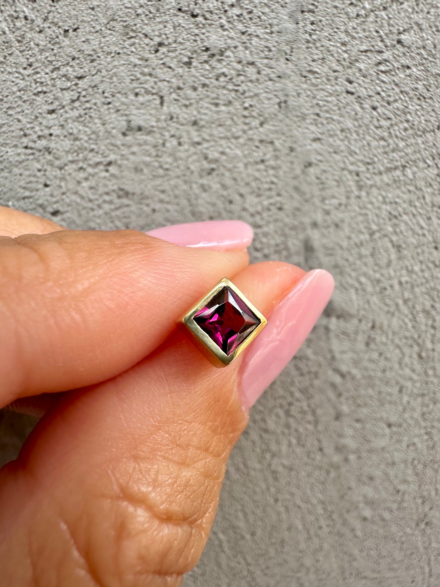 Gold Garnet Studs handcrafted in 18k gold, customizable in Rose or yellow gold | Ella Creations jewelry