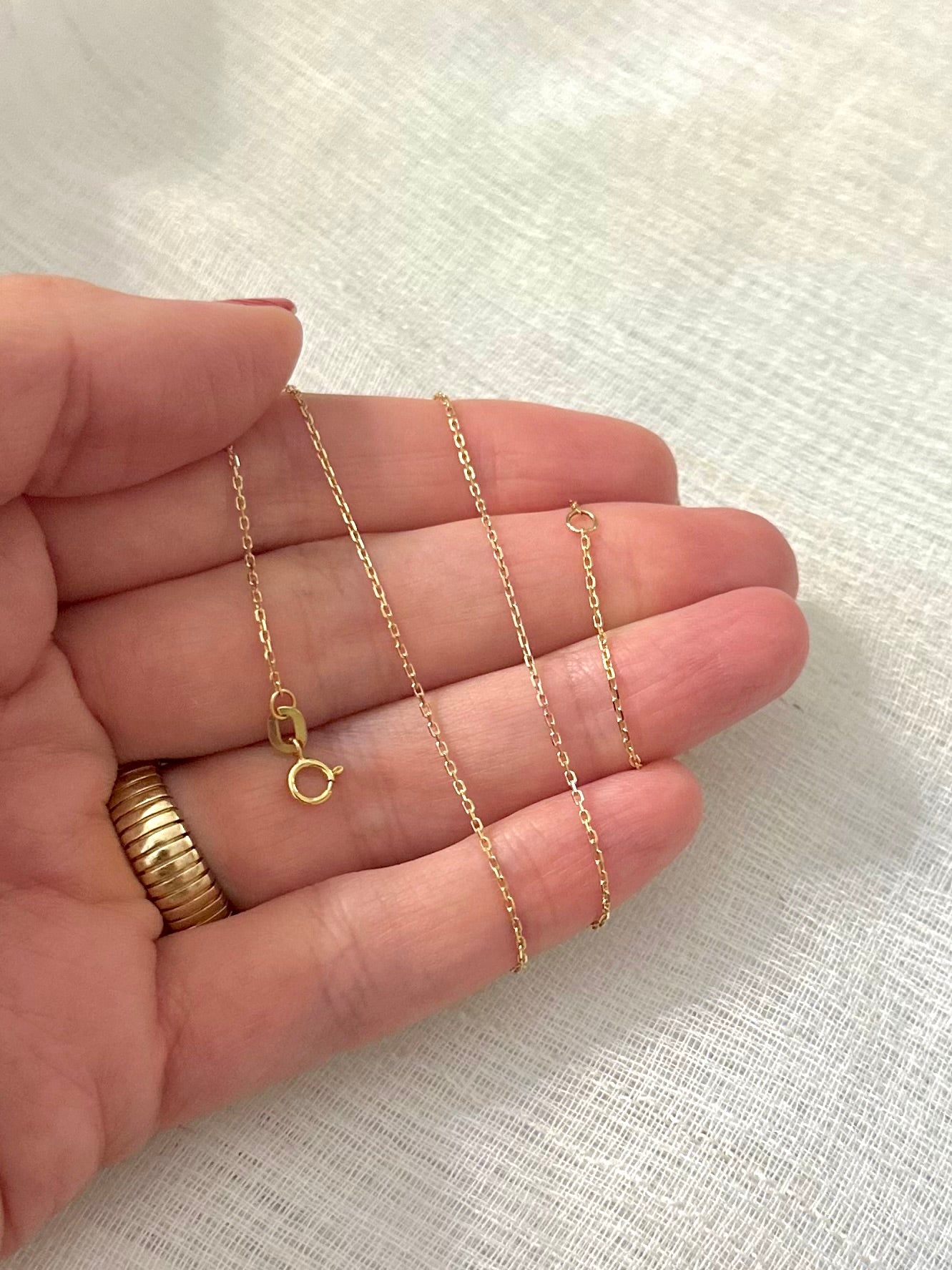 18k Gold Cable Chain 0.90-1 mm thickness