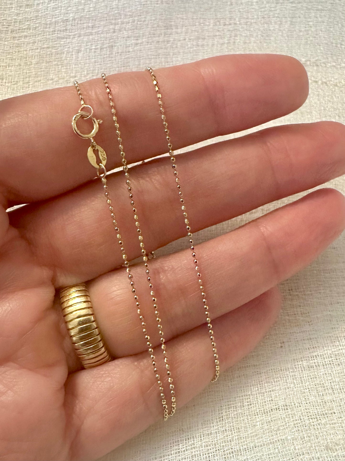 18K Gold Diamond Cut chain | 18" | 0.9mm