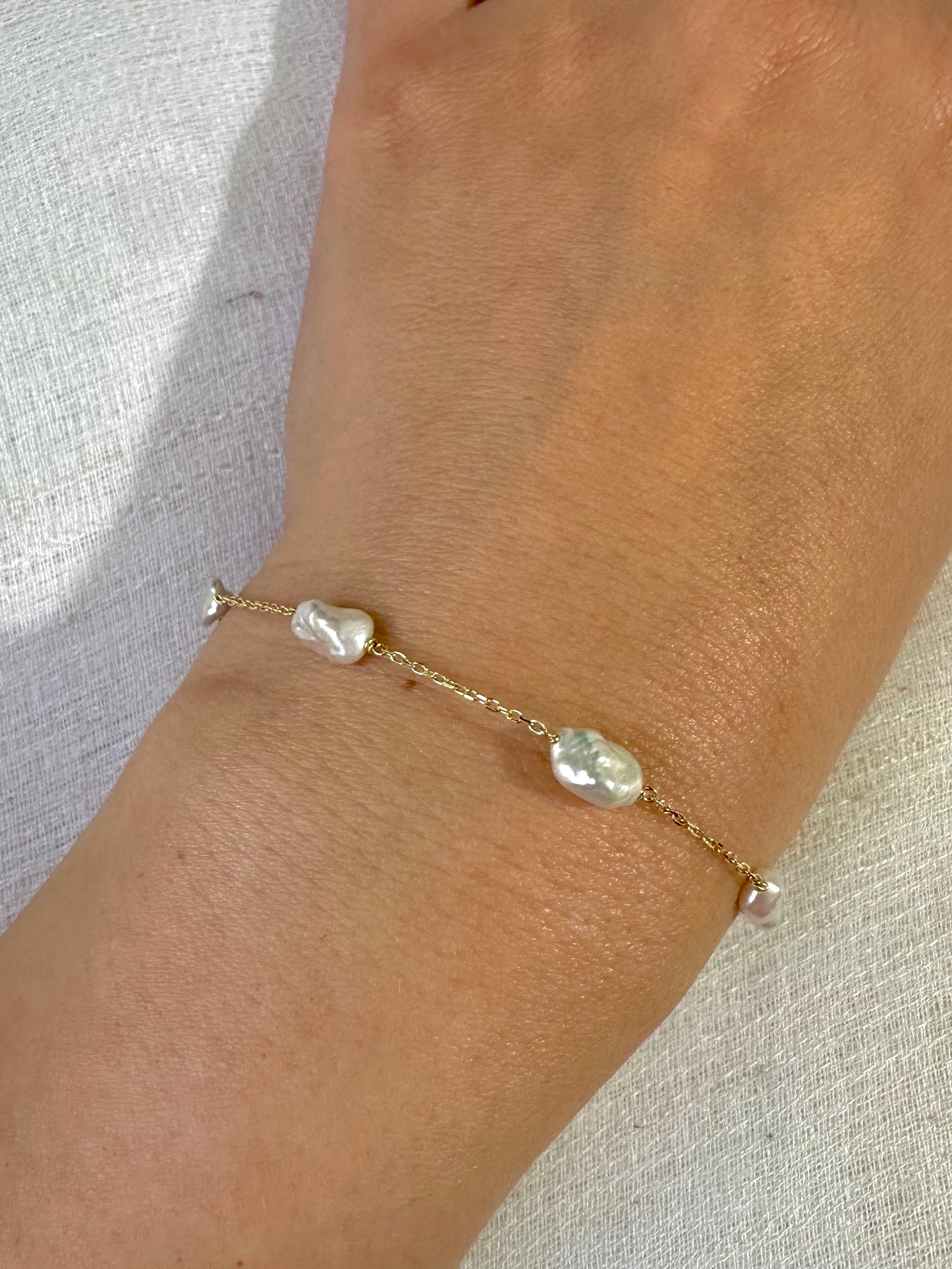 18k Baroque Pearls Bracelet | Pearls Station Bracelet