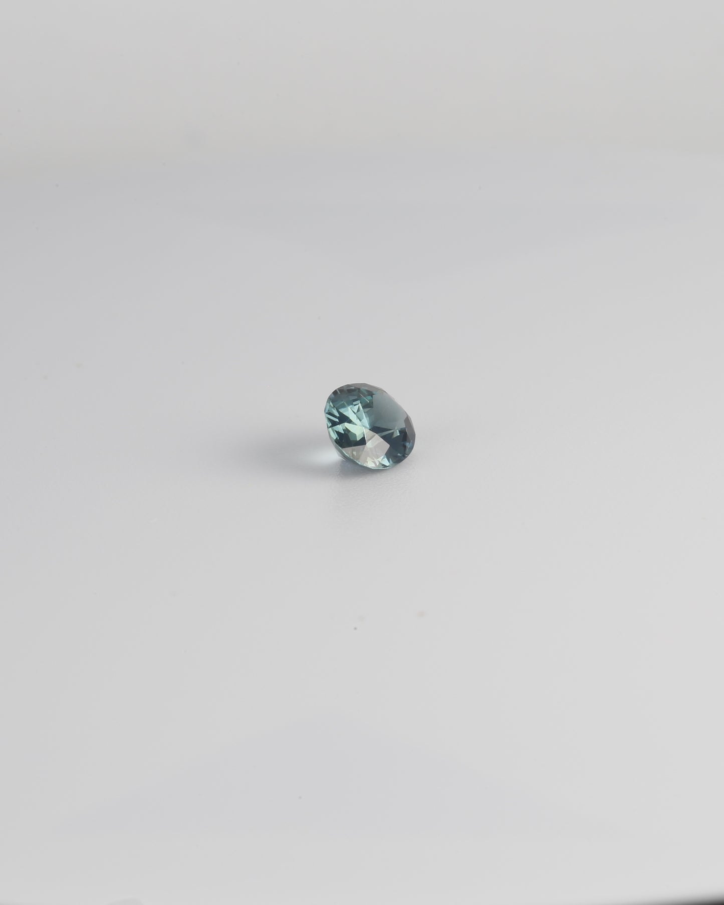 UH teal Sapphire 0.73ct
