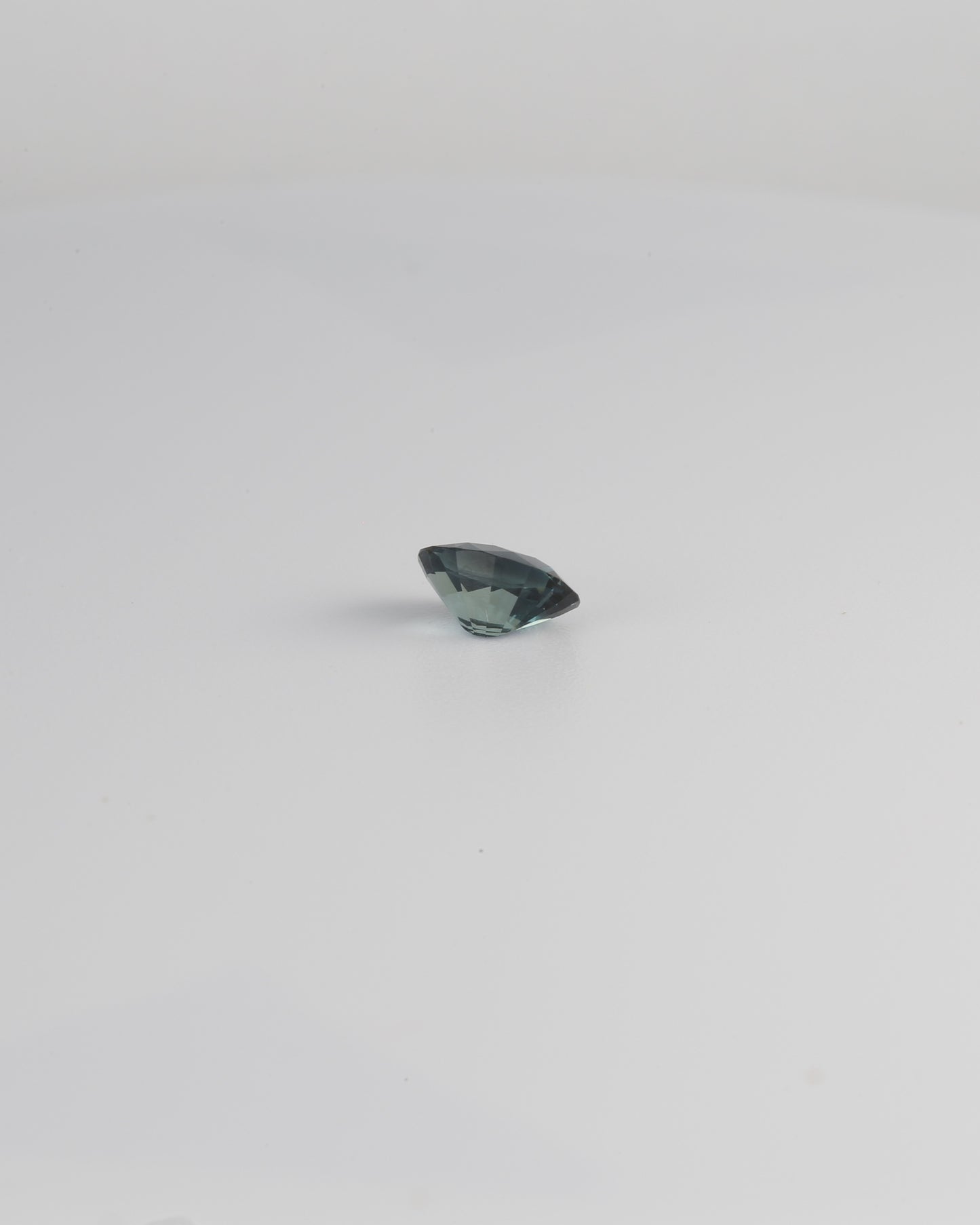 UH teal Sapphire 0.73ct