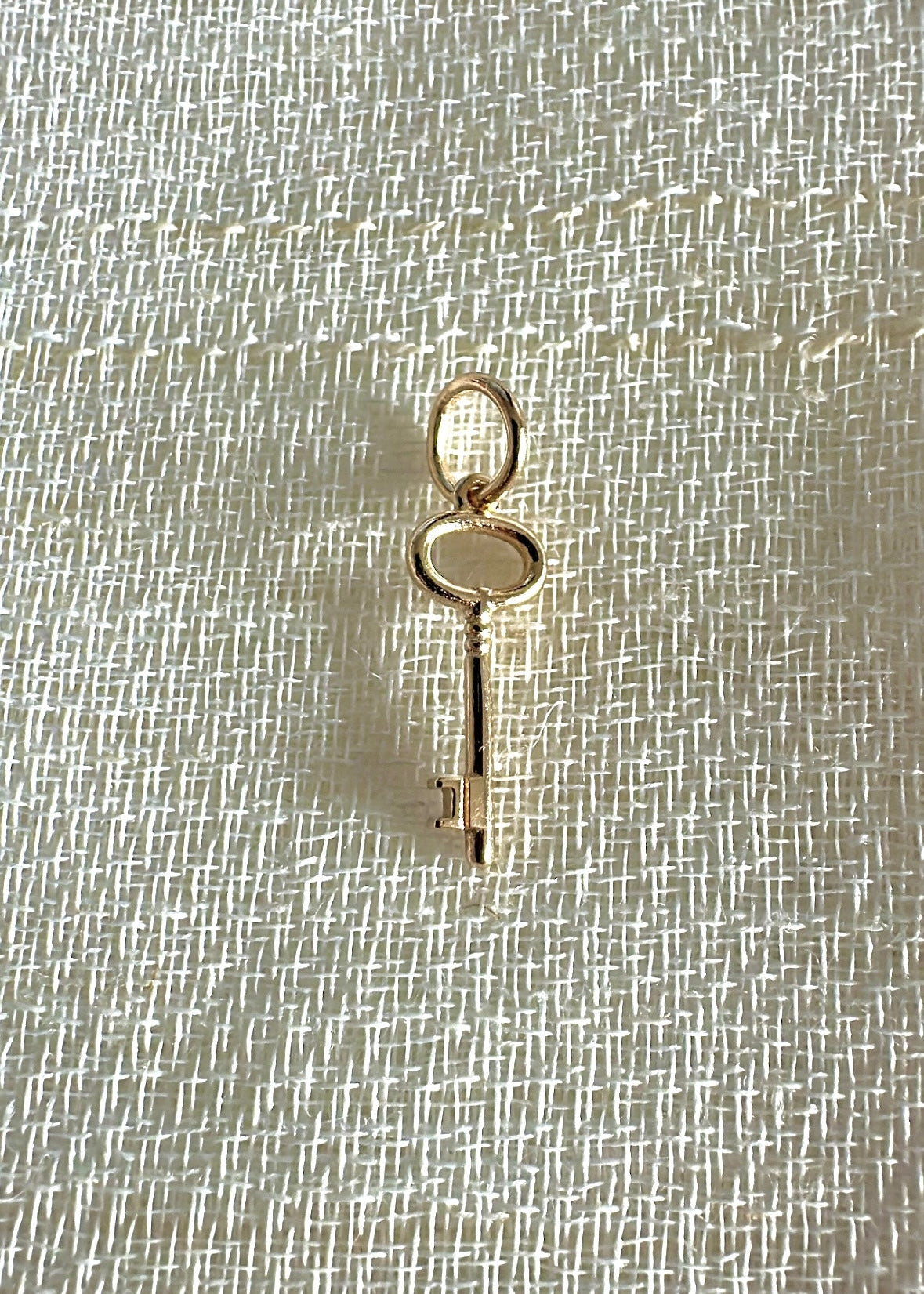 The Key of Return Charm | Gold Key Charm